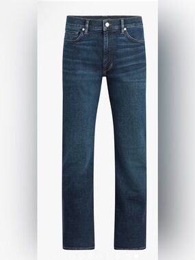 Joes Jeans The Brixton Hall 
Straight and narrow jean